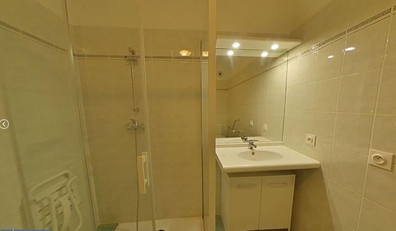 Studio - 25 m² - 1 pièce