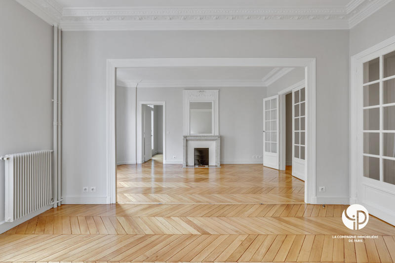 Appartement - 110 m² - 5 pièces