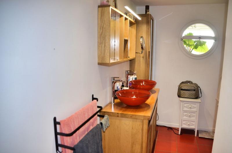 Maison - 236 m² - 8 pièces