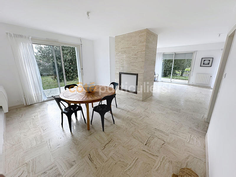 Maison - 172 m² - 6 pièces