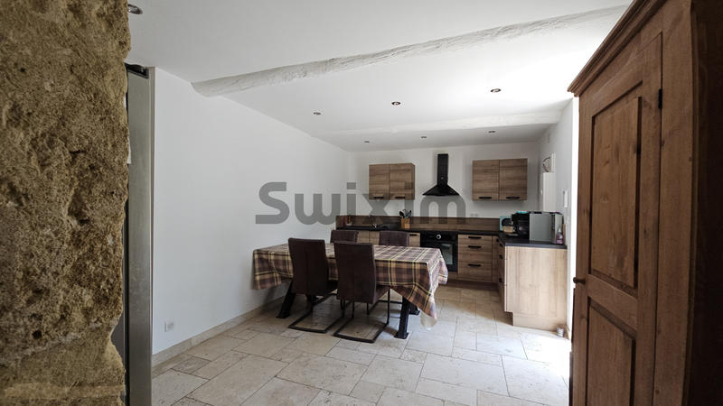 Propriété - 412 m² - 19 pièces