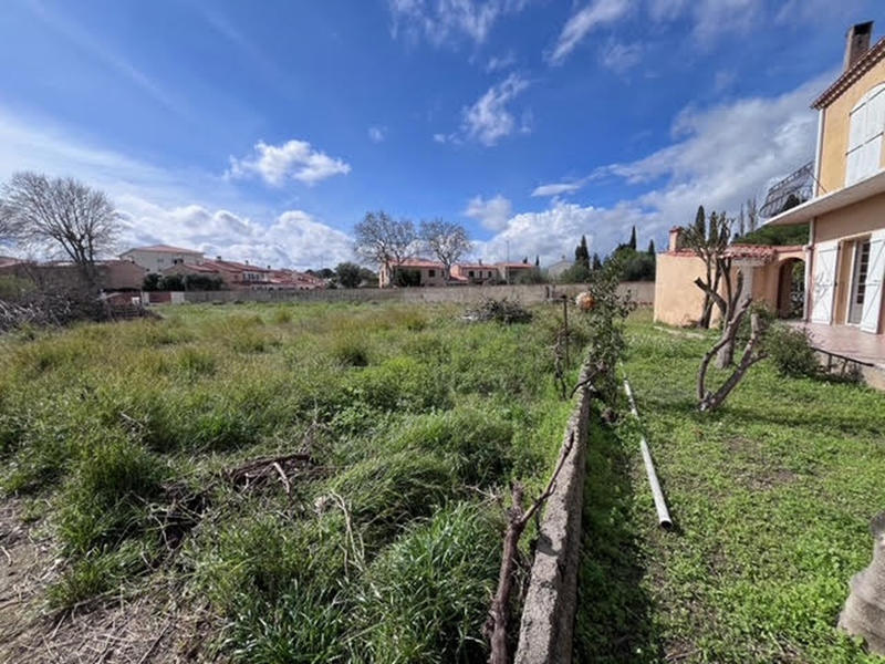 Maison - 300 m² - 4 pièces