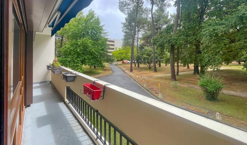 Appartement - 120 m² - 6 pièces