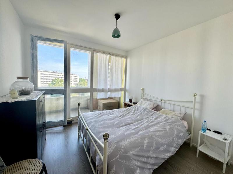 Appartement - 80 m² - 3 pièces