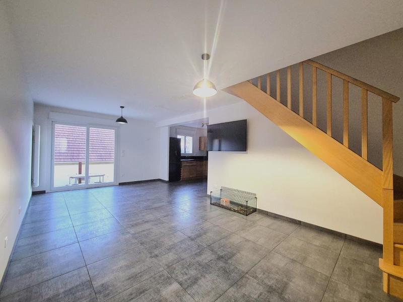 Maison - 85 m² - 4 pièces