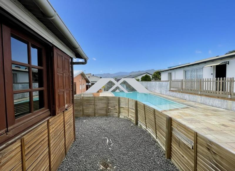 Maison - 185 m² - 11 pièces