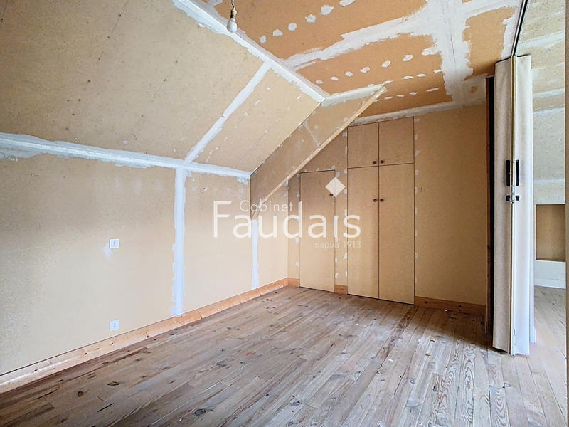 Maison - 121 m² - 4 pièces