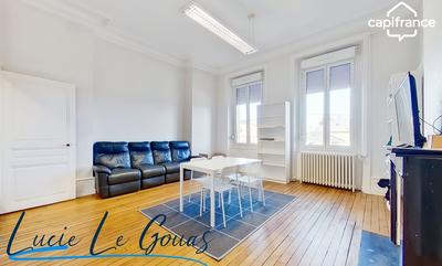 Appartement ancien - 132 m² - 4 pièces