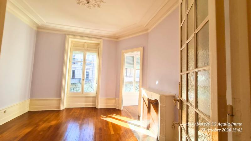 Appartement - 137 m² - 5 pièces