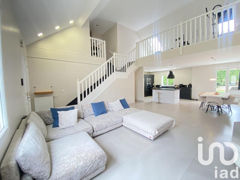 Maison - 165 m² - 6 pièces