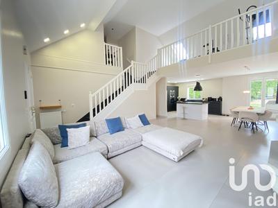 Maison - 165 m² - 6 pièces