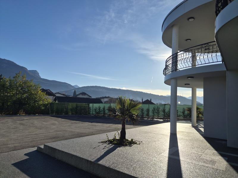 Maison contemporaine - 276 m² - 7 pièces