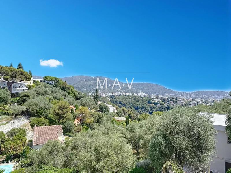 Villa - 190 m² - 6 pièces