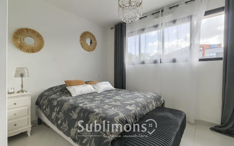 Maison contemporaine - 192 m² - 7 pièces