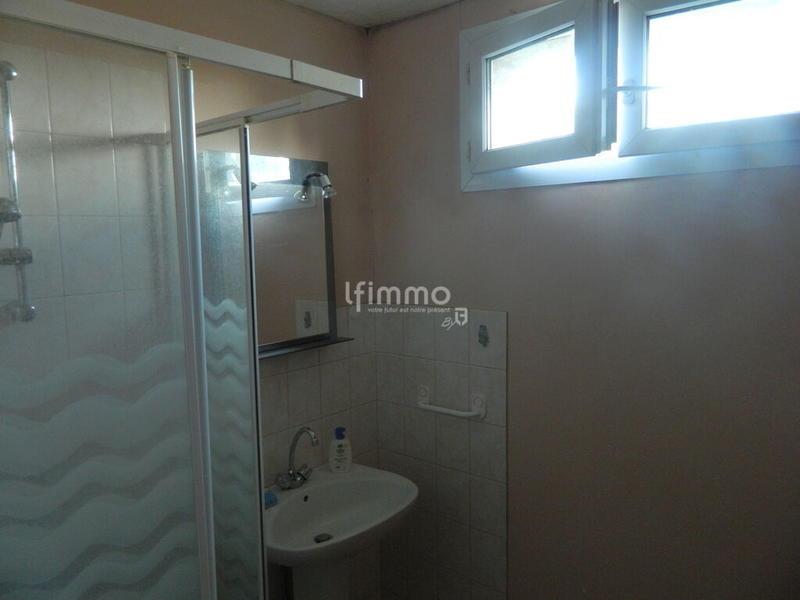 Maison de village - 81 m² - 4 pièces