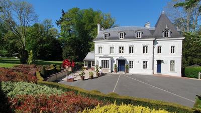 Hôtel particulier - 350 m² - 10 pièces