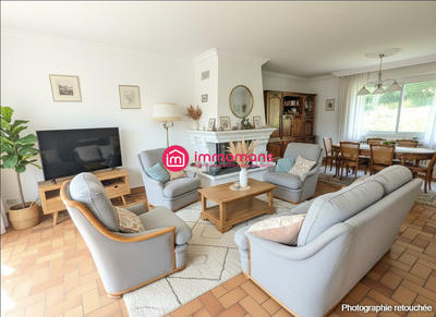 Maison - 176 m² - 7 pièces