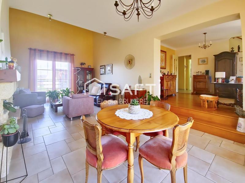 Maison - 165 m² - 9 pièces