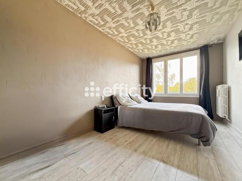 Appartement - 97 m² - 5 pièces