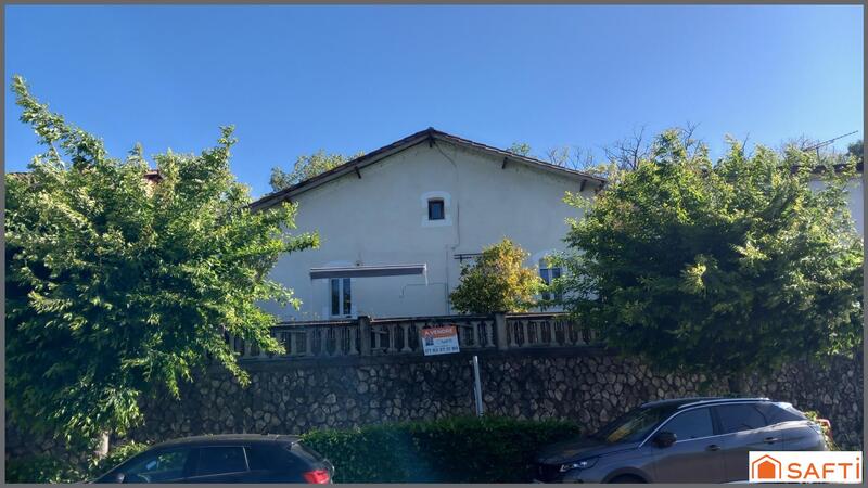 Maison - 120 m² - 5 pièces