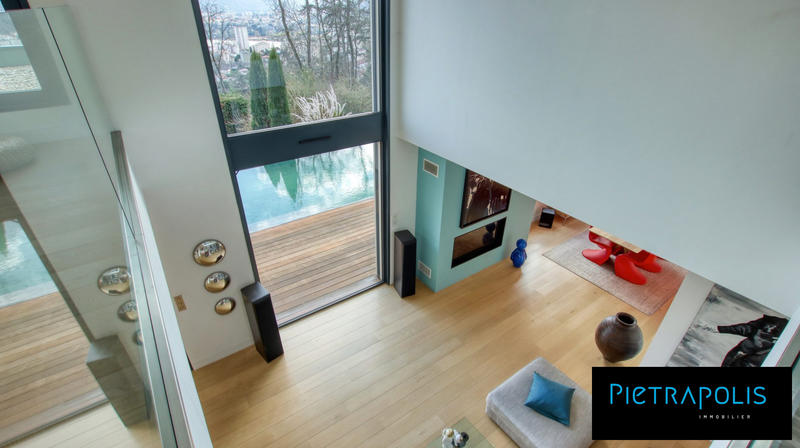 Maison contemporaine - 210 m² - 5 pièces