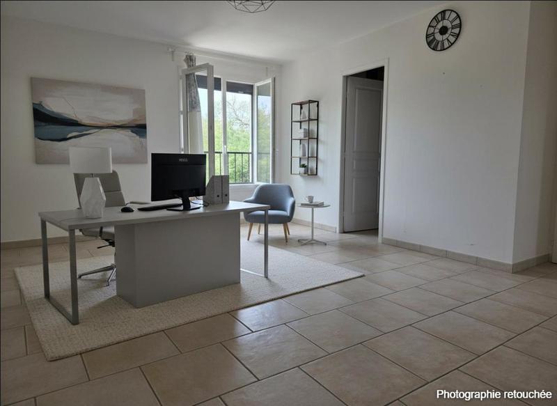 Propriété - 180 m² - 8 pièces