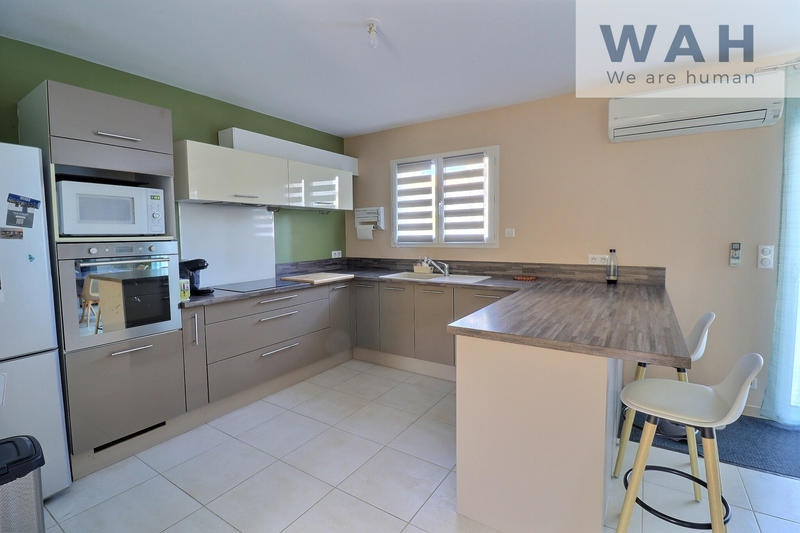 Maison - 98 m² - 4 pièces