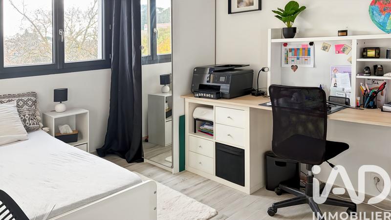 Maison - 440 m² - 28 pièces