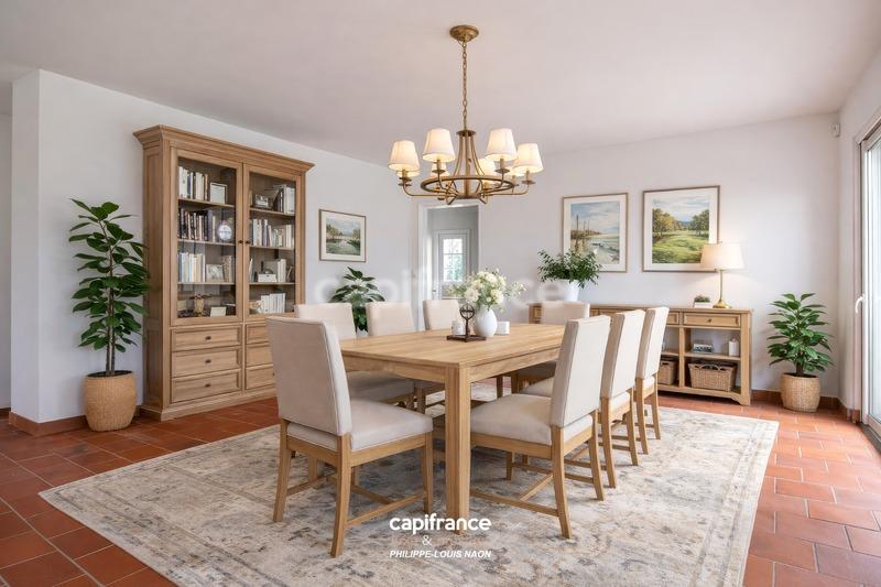 Maison - 139 m² - 5 pièces