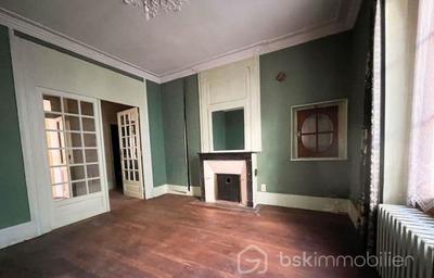 Maison de ville - 206 m² - 12 pièces