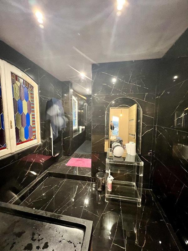 Maison - 170 m² - 6 pièces