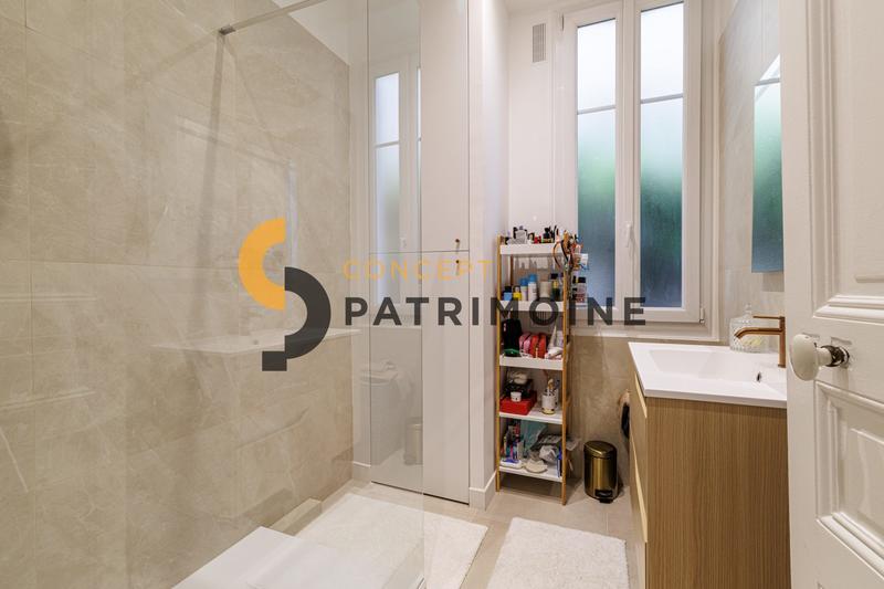 Appartement - 100 m² - 4 pièces