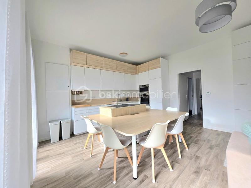 Appartement - 65 m² - 3 pièces