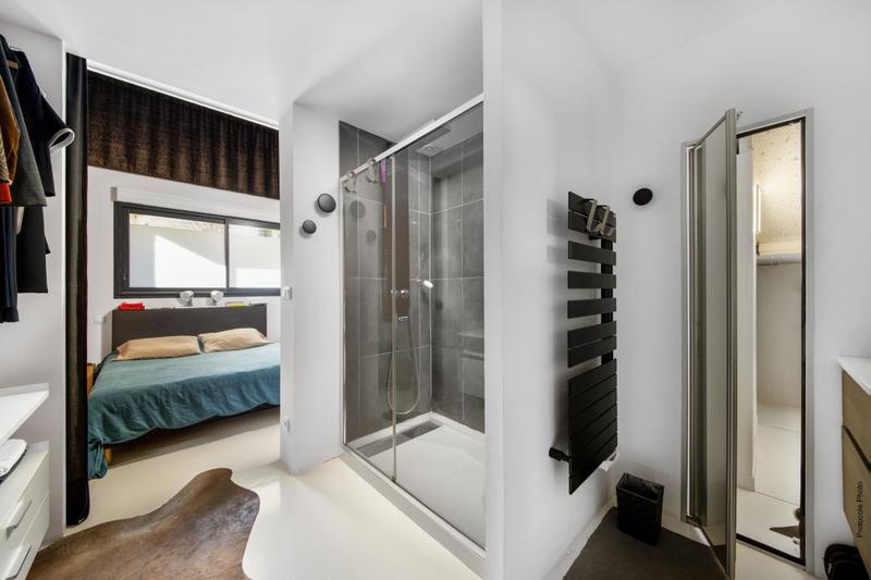 Loft - 230 m² - 6 pièces