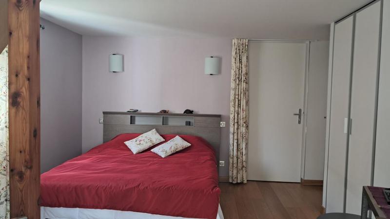 Propriété - 220 m² - 8 pièces