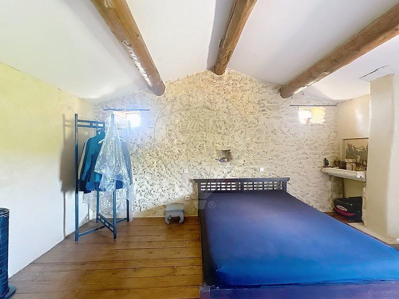 Maison en pierre - 118 m² - 4 pièces