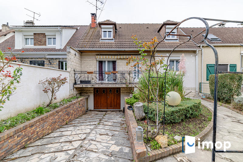 Maison - 136 m² - 5 pièces