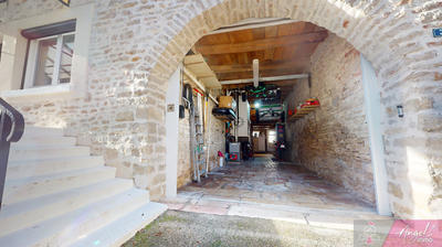 Maison de village - 180 m² - 7 pièces