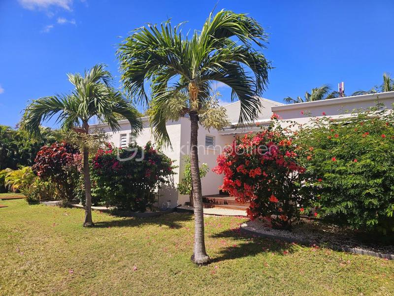 Maison - 177 m² - 7 pièces