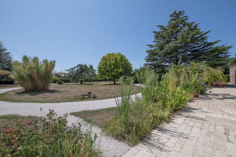 Maison de campagne - 301 m² - 7 pièces