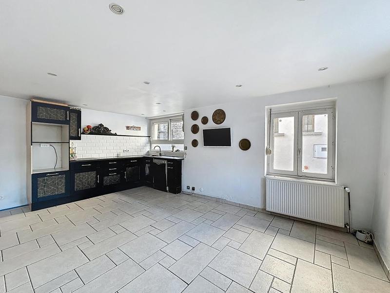 Maison - 110 m² - 4 pièces