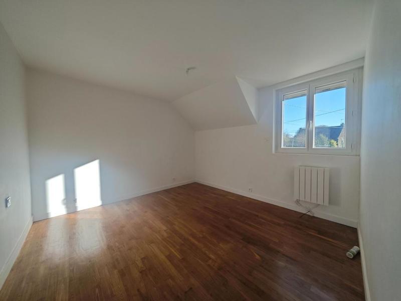 Maison - 89 m² - 5 pièces