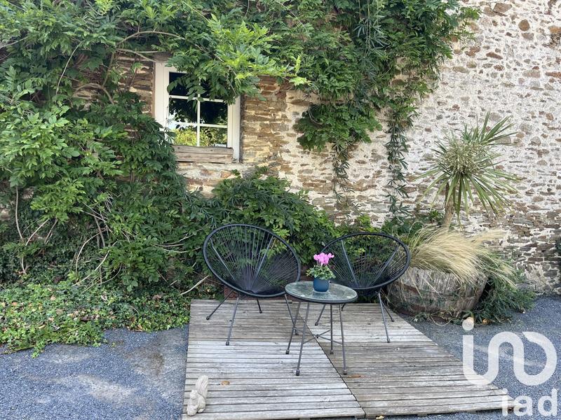 Maison - 180 m² - 8 pièces