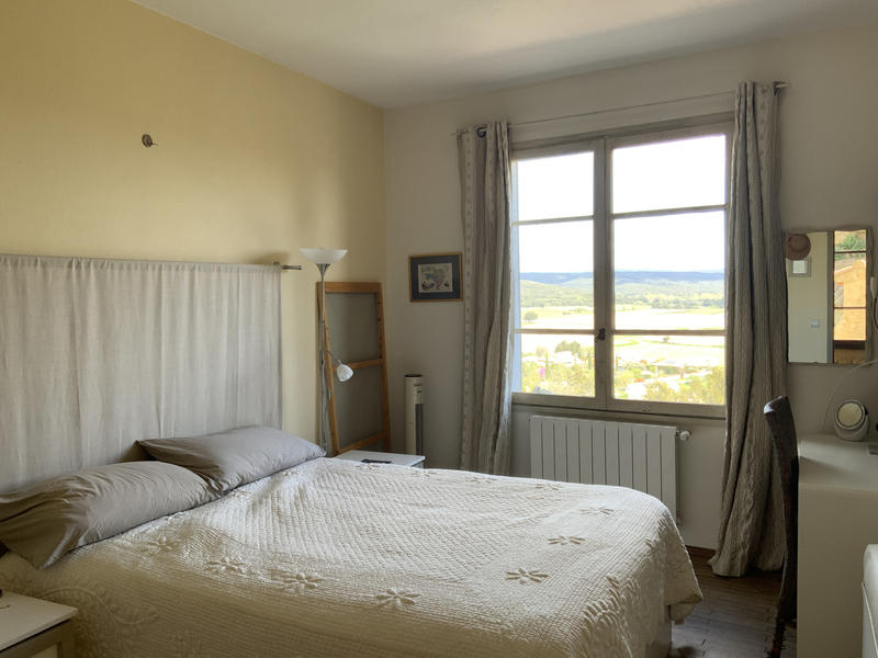 Maison - 205 m² - 6 pièces