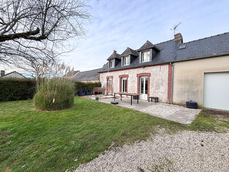 Maison - 95 m² - 5 pièces