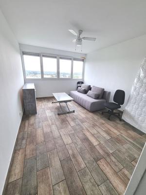 Studio - 24 m² - 1 pièce