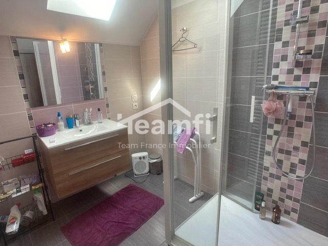 Maison - 161 m² - 5 pièces