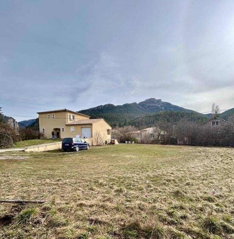 Maison - 150 m² - 5 pièces