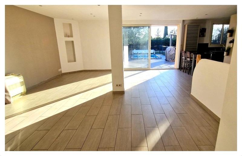 Maison - 137 m² - 5 pièces