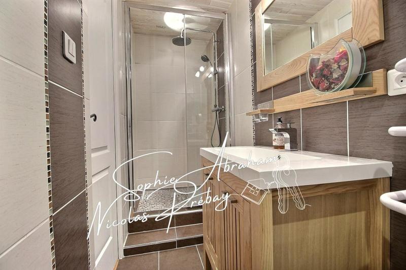 Maison - 176 m² - 7 pièces